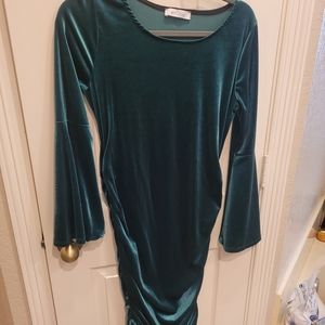 Velve Maternity dress-size small- bell sleeve